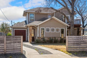 Modern Lively 3 Bedroom House in Hip East Austin